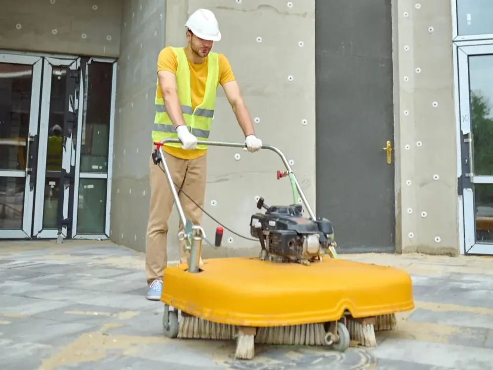 جلي وتلميع البلاط